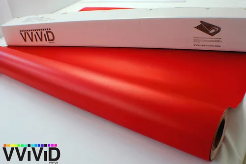 Vista 2 de VviViD, Rollo de vinilo con tecnología de liberación de aire, color rojo sangre mate