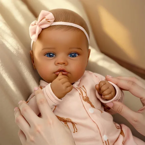 Vista 4 de SCOM Muñecas de bebé negras, 18 pulgadas, grande, realista, lindo cuerpo suave, muñeca de bebé de la vida real niña con accesorios, regalo