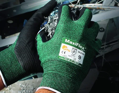 Vista 3 de MaxiFlex 34-8743 Guantes de trabajo con revestimiento de nitrilo resistentes a los cortes con carcasa de punto verde y guante de nitrilo de alta