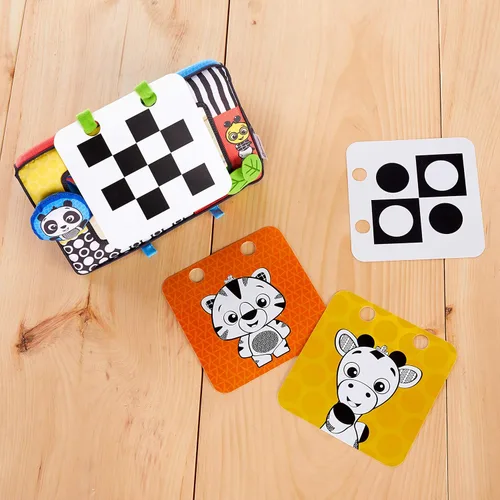 Vista 5 de Baby Einstein Flip para Arte Espejo de Actividad de Piso de Alto Contraste con Tarjetas para Llevar, Juego de Tiempo de Barriga, Recién Nacido+