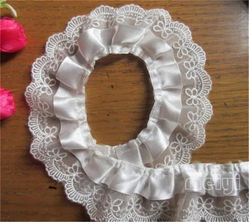 Vista 2 de 3 yardas de 2 capas de satén con volantes de malla con borde de encaje, cinta de 2 pulgadas de ancho, estilo elegante, ribete blanco, bordes, tela