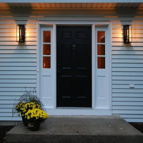 Vista 2 de C Cattleya Aplique de pared de latón para exteriores con vidrio templado transparente para porche, caja rectangular impermeable, farol de pared