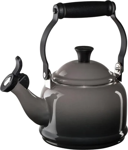 Vista 6 de Le Creuset - Tetera de acero esmaltado de media litro, 1.25 cuartos de galón, Marsella