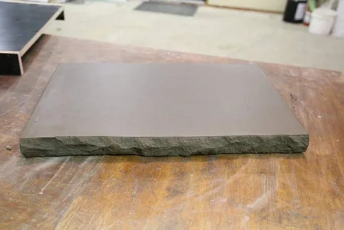 Vista 6 de Chiseled Edge Concrete Countertop Edge Form Liner, 12'L x 2" W x 2" D