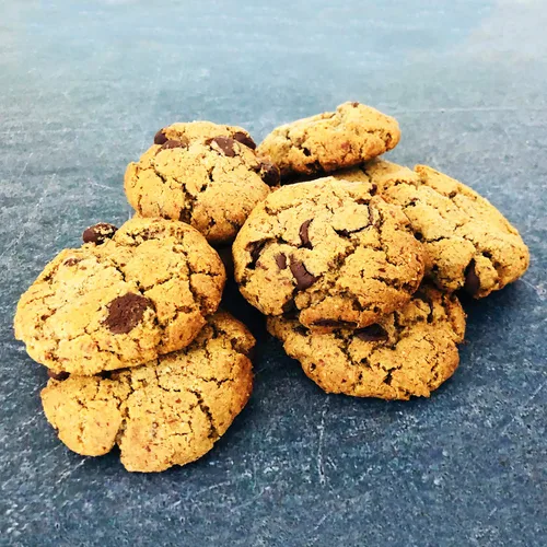 Vista 6 de Mrs. Patel's Galletas de lactancia, chai con chispas de chocolate, con shatavari, hechas a mano y horneadas frescas, sin gluten, sin lácteos