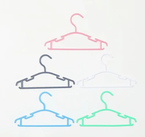 Vista 7 de Paquete de 120 perchas rosas para ropa de bebé, perchas de plástico para niños para armario, niño pequeño, bebé, niño, perchas para abrigos