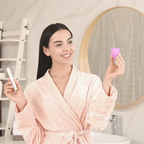 Vista 8 de EcoBlossom - Juego de vasos menstruales reutilizables - Las copas menstruales de silicona de grado médico más confiables - Uso cómodo durante 12