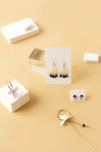 Vista 4 de Calculs Tarjetas de joyería para collares y aretes, soporte para tarjetas, tarjetas de papel en blanco de varios tamaños para aretes y collares
