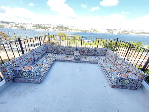 Vista 3 de arabicsofa Cojines de piso grises en forma de U - Juego de asientos Majlis modulares hechos a mano