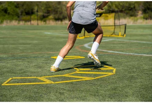 Vista 7 de SKLZ Agility Trainer Pro Trapezoid Agility Trainers para patrones de escalera multidireccionales