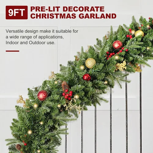 Vista 3 de Guirnalda artificial de Navidad preiluminada de 9 pies con 50 luces LED, funciona con pilas, piñas de pino, bonita bola dorada y roja, bayas