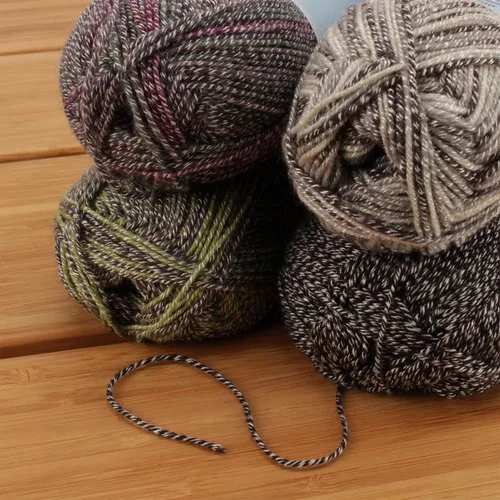 Vista 14 de JubileeYarn Hilo Suave y Delgado - 50g/madeja Mezcla de Rayón de Bambú y Lana - Pegaso - 2 madejas