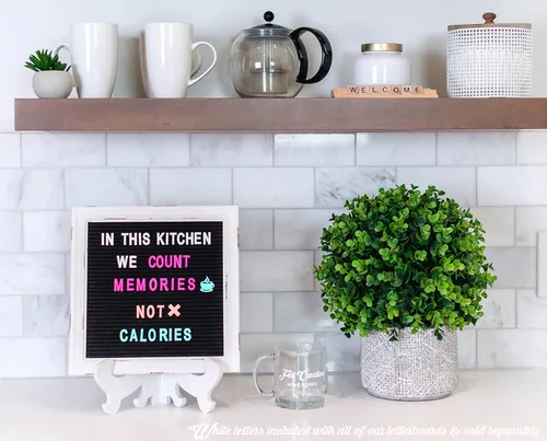 Vista 39 de Letrero de fieltro morado para el regreso a clases con marco blanco de madera rústica, letrero de tablero de letras de granja con soporte, mensaje