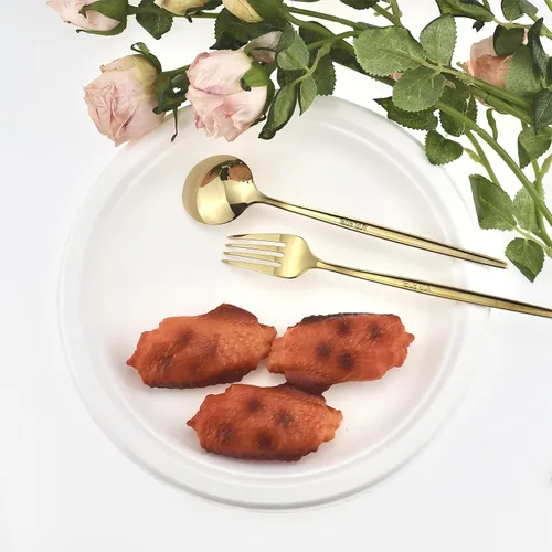 Vista 2 de 100% Compostable 9 Inch Paper Plates 50-Pack Heavy-Duty Plate, Natural Disposable Bagasse Plate, Eco-Friendly Made of Sugarcane FibersBiodegradable