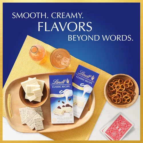 Vista 5 de Lindt CLASSIC RECIPE - Barra de caramelo de chocolate blanco con galletas y crema, caramelo de chocolate blanco con piezas de galletas de chocolate