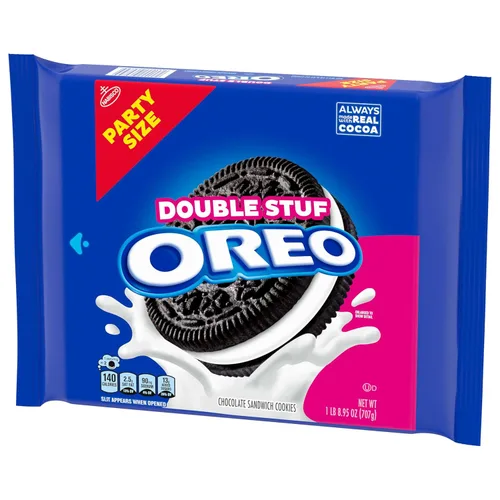 Vista 15 de OREO Galletas sándwich de chocolate de doble relleno, tamaño fiesta, 24.95 onzas