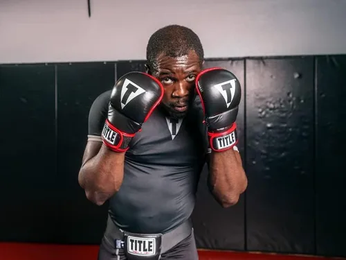 Vista 2 de Título MMA Perform Safe Spar Glove 2.0