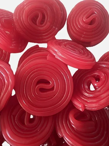 Vista 6 de Ruedas gourmet de regaliz de fresa roja – 1 libra de dulce de regaliz masticable fresco y delicioso