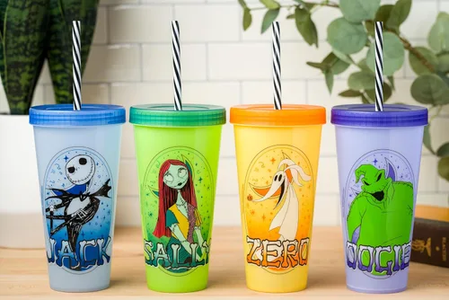 Vista 208 de Silver Buffalo Disney Nightmare Before Christmas Character Grid - Paquete de 4 vasos de plástico que cambian de color, 24 onzas