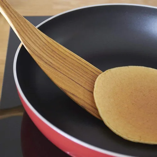 Vista 5 de FAAY 6 espátulas y cucharas de madera hechas a mano, utensilios de cocina de teca dorada, 100% naturales y respetuosos con el medio ambiente