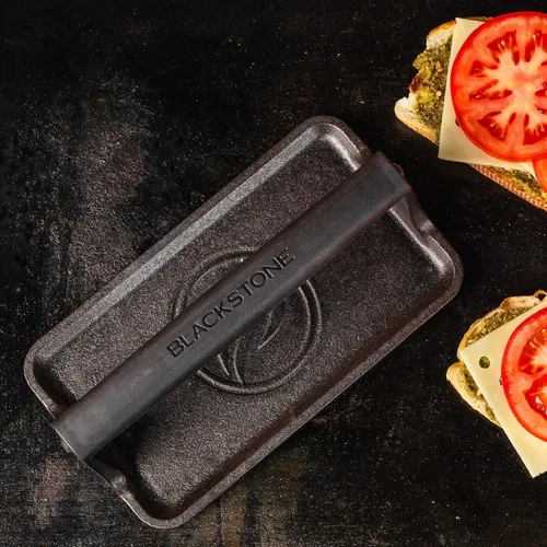 Vista 4 de Blackstone 5553 Prensa de Parrilla de Hierro Fundido Pre-Sazonada Mediana de Servicio Pesado-Carne, Hamburguesa, Tocino, Bistec, Panini, Sándwich