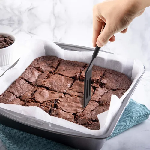 Vista 5 de Mini espátula para servir brownie, flexible, antiadherente, de silicona, resistente al calor, espátula ranurada para huevos en sartén pequeña, masa