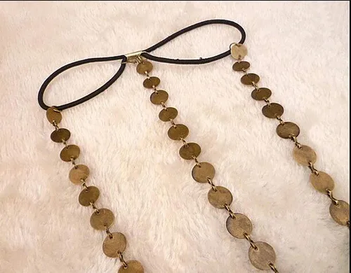 Vista 3 de Chargances Diadema de cadena de disco dorada para mujer, accesorios para el cabello, vestido bohemio para la cabeza, tocado para la frente