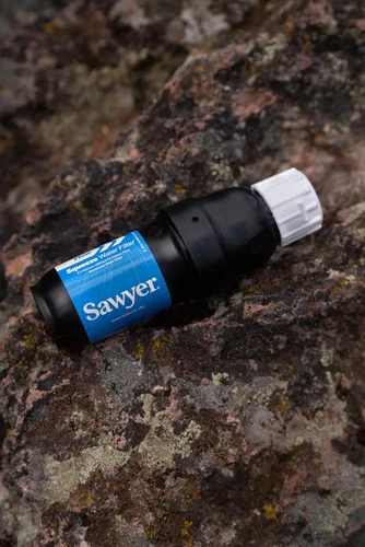 Vista 12 de Sawyer Productos Sistema de filtración de agua exprimible SP302, botella Cnoc Premium de 1 litro