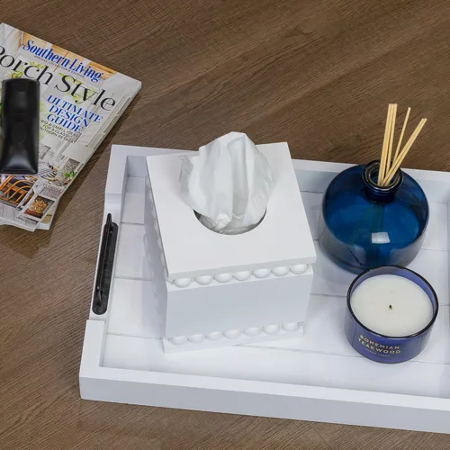 Vista 8 de AuldHome Design Cubierta cuadrada para caja de pañuelos con cuentas (blanca); soporte de pañuelos de madera rústico de granja