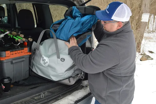 Vista 4 de Wilderness Systems Escape - Bolsa de lona húmeda y seca Bolsa seca para kayak con almacenamiento separado en seco y húmedo Cremallera