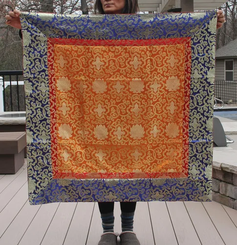 Vista 3 de DharmaObjects Camino de mesa de brocado de seda de loto tibetano, cubierta de santuario, mantel de altar, mantel (36 x 36 pulgadas)