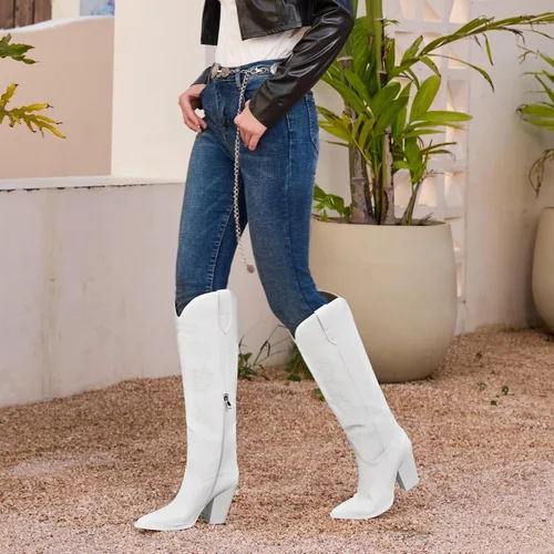 Vista 7 de ISNOM Botas vaqueras para mujer, botas altas hasta la rodilla, botas vaqueras bordadas con tacón grueso de bloque y puntera puntiaguda