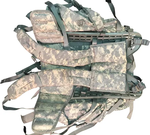 Vista 3 de MRE, Military A y B Caso con ACU Ruck emitido anteriormente - 06/2022 Inspección o posterior