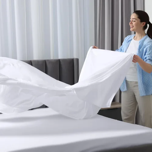 Vista 4 de Royale Linens - Sábana encimera tamaño matrimonial, microfibra cepillada 1800, ultrasuave, transpirable, resistente a arrugas y manchas, la sábana