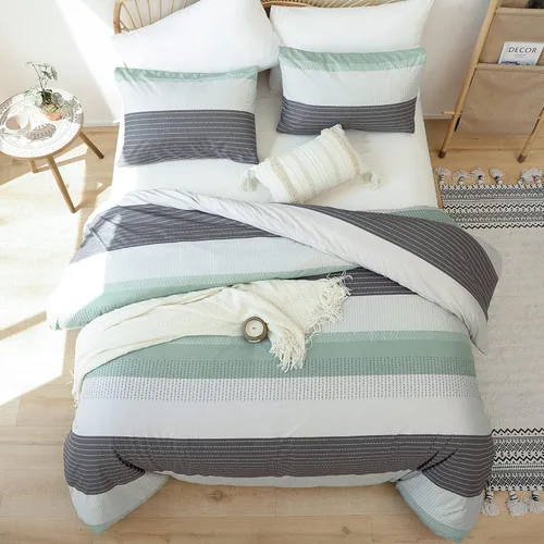 Vista 2 de JANZAA Juego de edredón tamaño Queen, color verde salvia, juego de cama de microfibra suave, juego de edredón de 3 piezas a rayas con 2 fundas