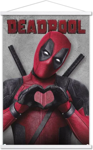 Vista 7 de Trends International Marvel Deadpool Legacy - Póster de pared de corazón, 22.37 x 34.00 pulgadas, paquete de impresión premium y colgador de madera