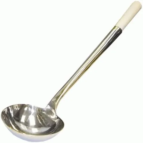 Lote de dos cucharones de acero inoxidable con mango de madera Capacidad de 10 oz Modelo # LD-L-01