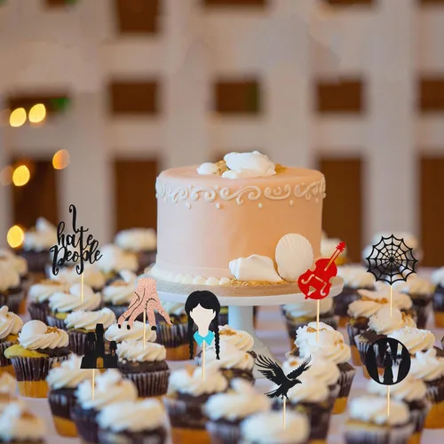 Vista 5 de Arthsdite 24 piezas de decoración de cupcakes de terror Wednesday Addams Thing Hand Black Eagle I Hate People Cobweb Castle Girl Addams Family