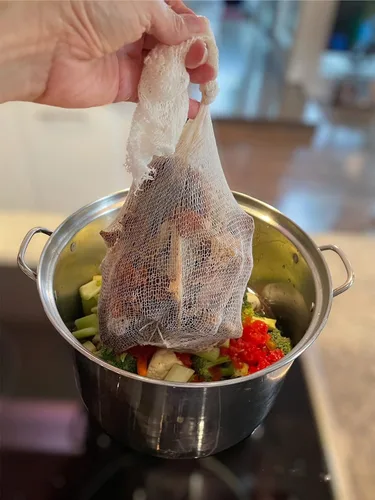 Vista 6 de Regency Wraps Calcetines de sopa, paquete de 100 unidades de 24 pulgadas, bolsas de malla 100% de algodón; para caldos transparentes, deliciosas