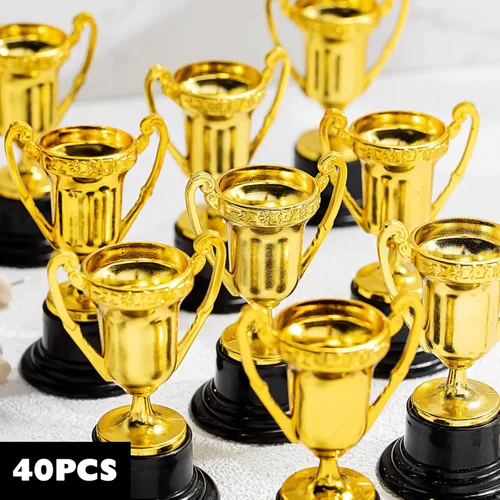 Vista 7 de Paquete de 40 mini trofeos a granel pequeños trofeos de plástico para niños de 3.4 pulgadas, taza de premio de oro para clase, recompensa escolar