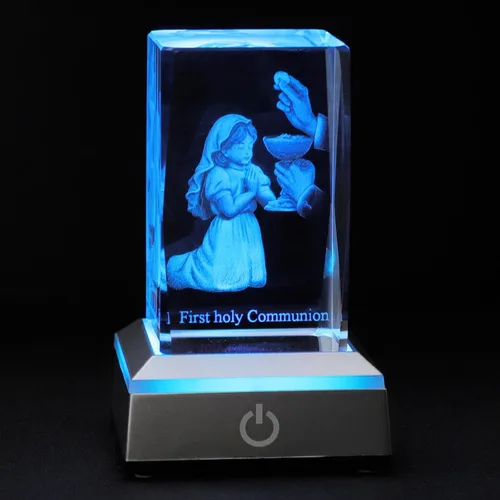 Vista 15 de KOMI Estatua de Jesús de cristal 3D con base de luz LED, grabada con láser, estatuas religiosas de Jesús I Trust in You, regalos religiosos