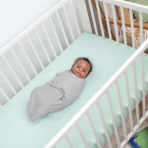 Vista 15 de SwaddleMe by Ingenuity Original Swaddle, 100% algodón, mejora el sueño y calma el reflejo de sobresalto, 0-3 meses, 1.0 TOG, paquete de 3, manta