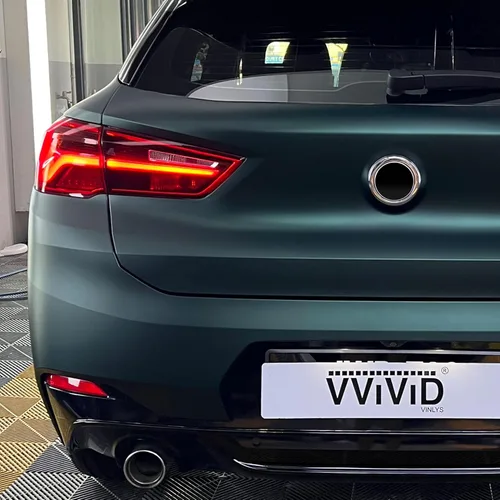 Vista 3 de VViViD+ Envoltura de vinilo mate verde esmeralda para auto (1 x 1,5 metros, verde esmeralda mate)