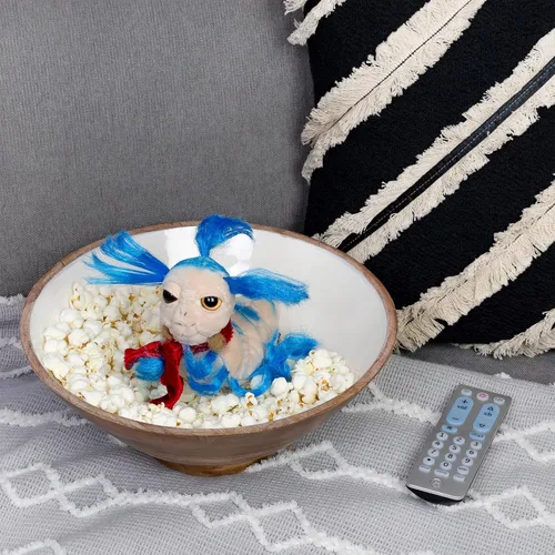 Vista 4 de Mini gusano de felpa de la película Laberinto, de Toy Vault