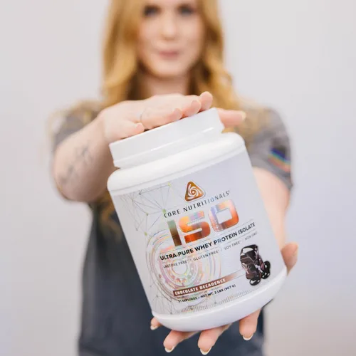 Vista 3 de Core Nutritionals ISO, 100% microfiltrado, cero rellenos artificiales, aislado de proteína de suero de leche de 0.88 onzas, 80 porciones