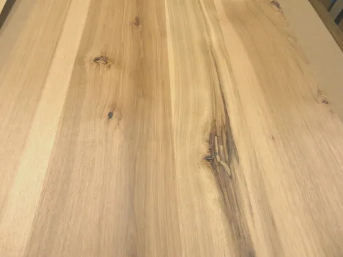 Vista 3 de Chapa de madera anudada rústica de nuez de nuez de nogal de 24 "x 48" en respaldo de papel 1/40