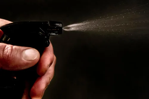 Vista 6 de Oklahoma Joe's® Botella de spray 2 en 1 e inyector de adobo, negro - 6285584R06