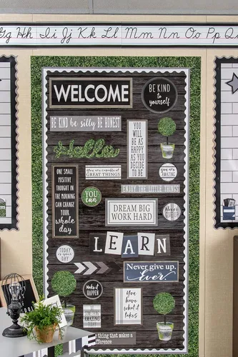 Vista 7 de Teacher Created Resources Borde enrollado festoneado blanco – 50 pies – Decora tablones de anuncios, paredes, escritorios, ventanas, puertas