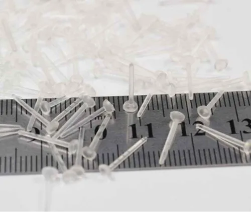 Vista 2 de 100 lotes de 0.118 in x 0.472 in de plástico transparente invisible de plástico en blanco Pines de pendientes Post Back Stud Hallazgos Pad Base