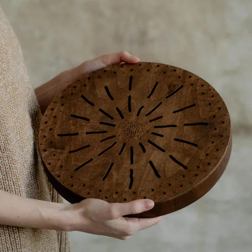 Vista 3 de Disco de Lluvia "Water-Fall" de 12 pulgadas Instrumento para Sanación Sonora Sonido Relajante de Agua Tambor Oceánico de Madera Sonido